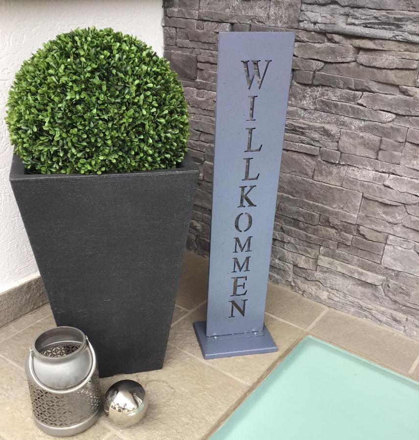 Ferienwohnung Entenquack Weisel Esterno foto